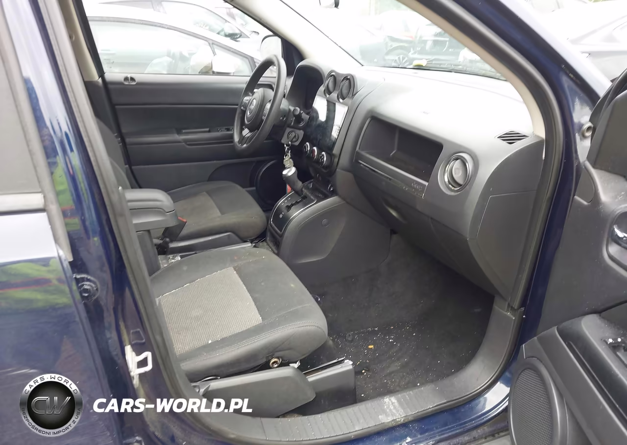 2012 Jeep Compass Sport VIN:1C4NJDBB4CD661892 - 5