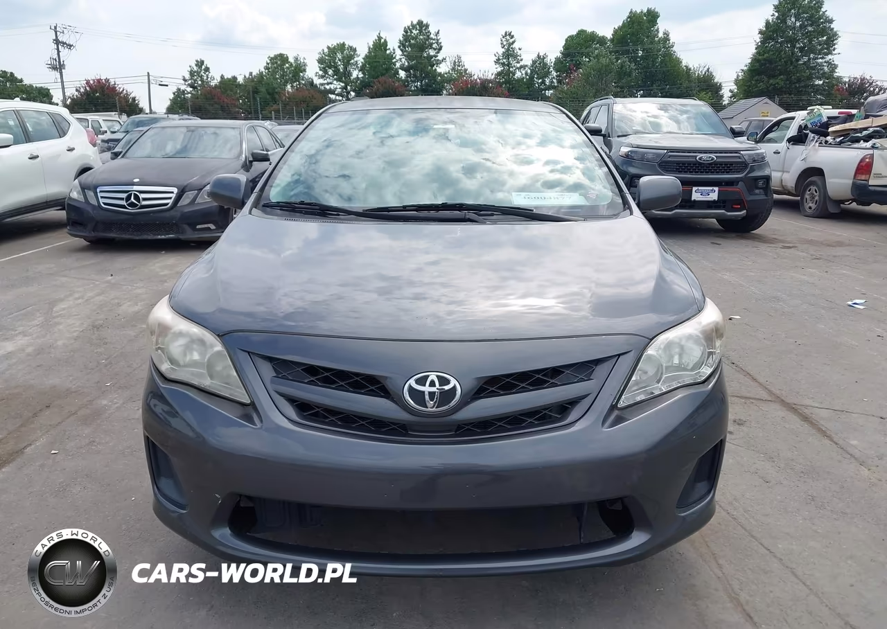 2011 Toyota Corolla Le VIN:2T1BU4EE2BC683840 - 12