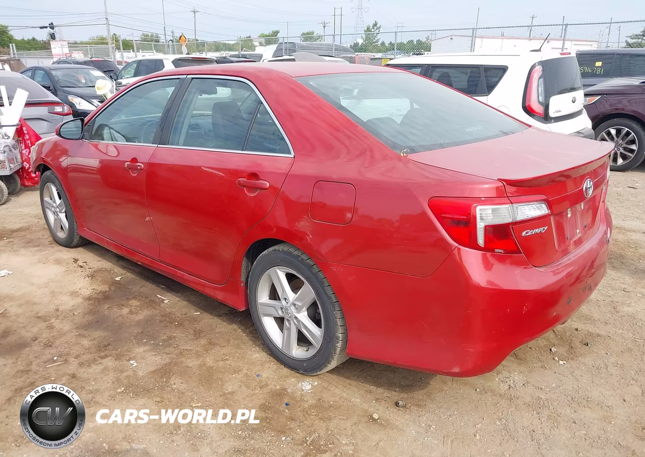 2013 Toyota Camry Se VIN:4T1BF1FK4DU671638 - 3