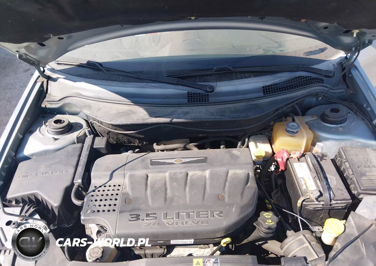 2005 Chrysler Pacifica Touring VIN:2C4GM68405R666625 - 10