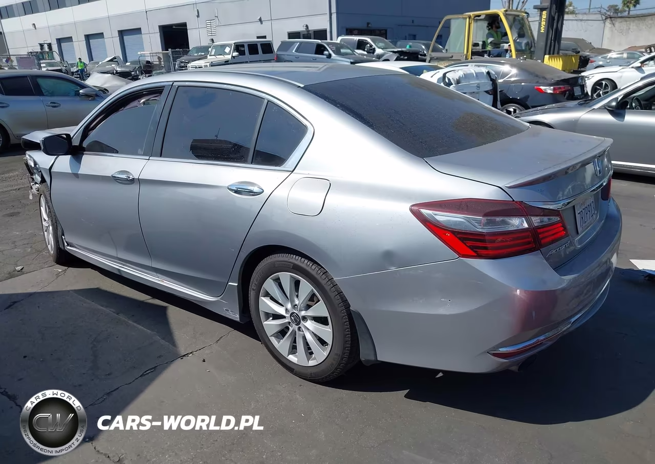 2016 Honda Accord Sport VIN:1HGCR2F58GA180593 - 3