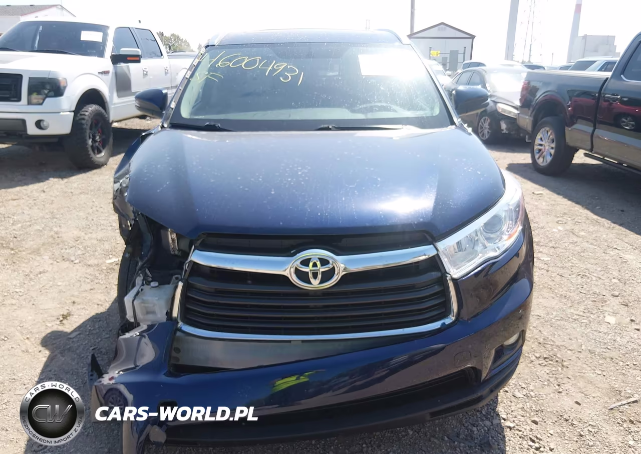 2015 Toyota Highlander Xle V6 VIN:5TDJKRFH3FS137150 - 13