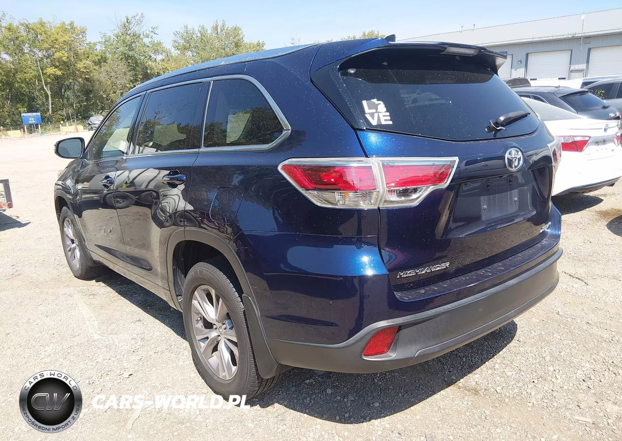 2015 Toyota Highlander Xle V6 VIN:5TDJKRFH3FS137150 - 3