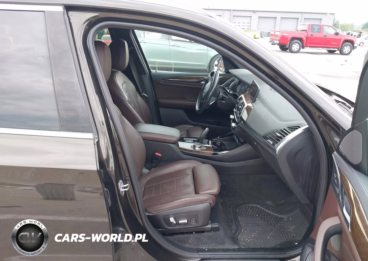 2019 BMW X3 xDrive30I VIN:5UXTR9C57KLP82988 - 5