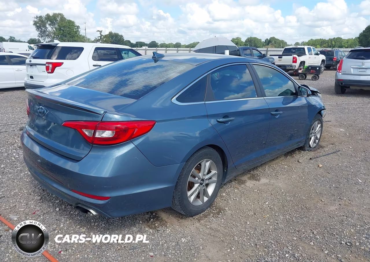 2017 Hyundai Sonata VIN:5NPE24AF4HH521408 - 4