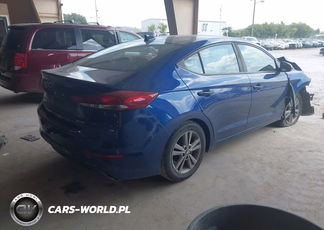 2017 Hyundai Elantra Se VIN:5NPD84LF0HH188776 - 4