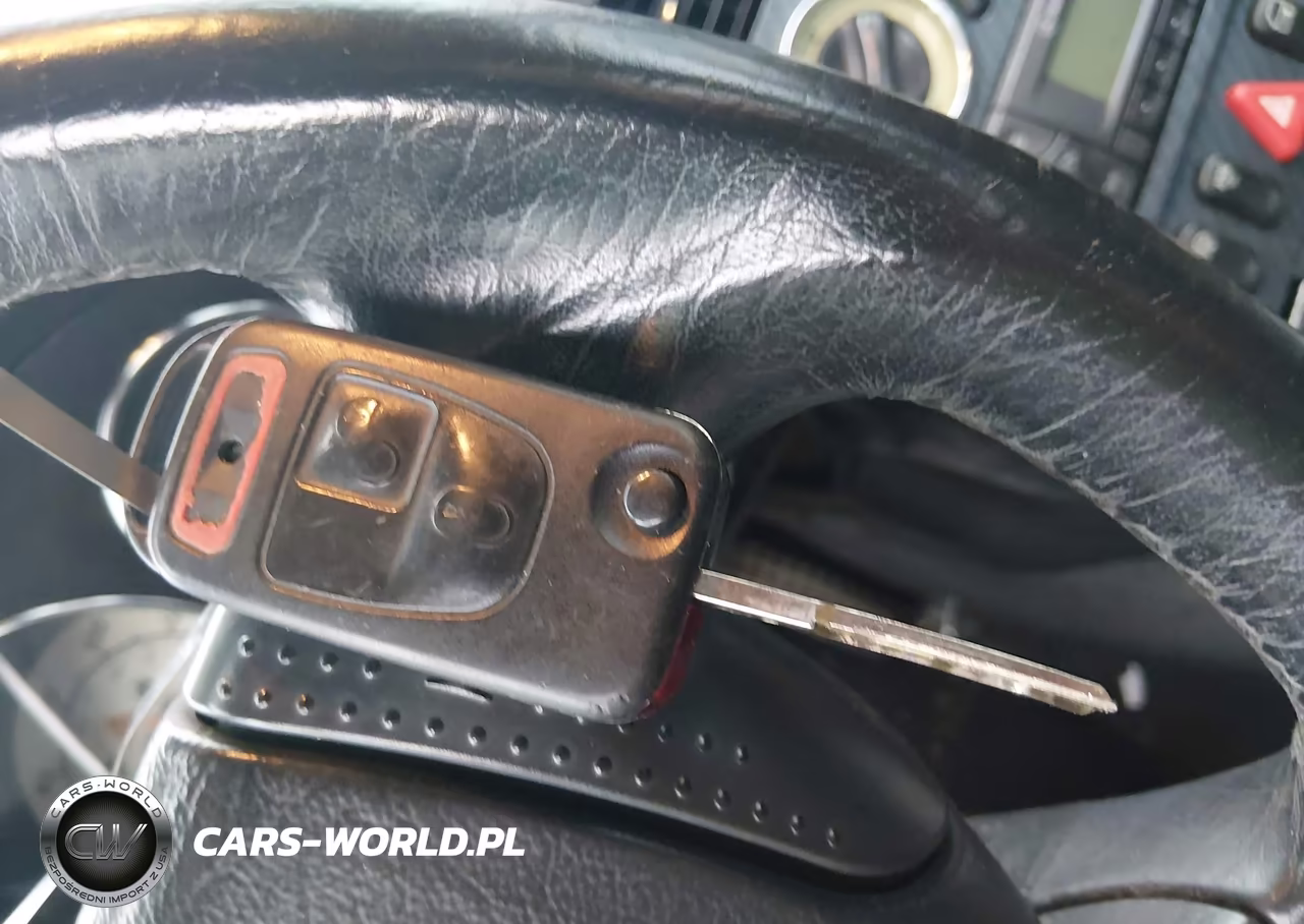 2000 Mercedes-Benz Slk 230 Kompressor VIN:WDBKK47F1YF163008 - 11