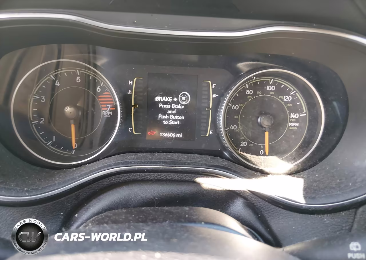 2020 Jeep Cherokee Latitude Plus Fwd VIN:1C4PJLLB7LD601476 - 7