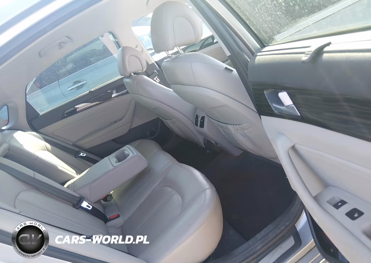 2016 Hyundai Sonata Hybrid Limited VIN:KMHE34L18GA014950 - 8