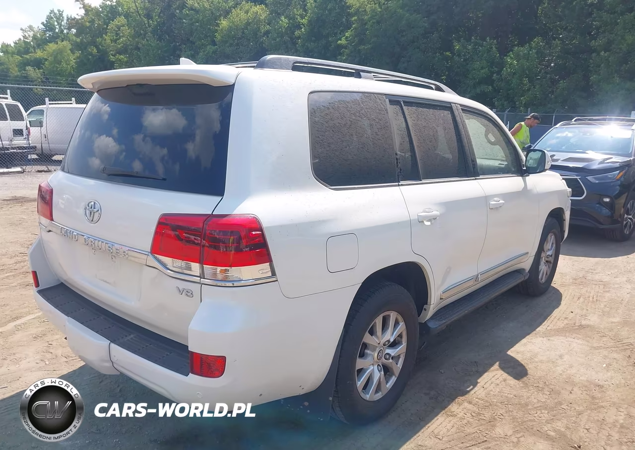 2019 Toyota Land Cruiser V8 VIN:JTMCY7AJ3K4075356 - 4