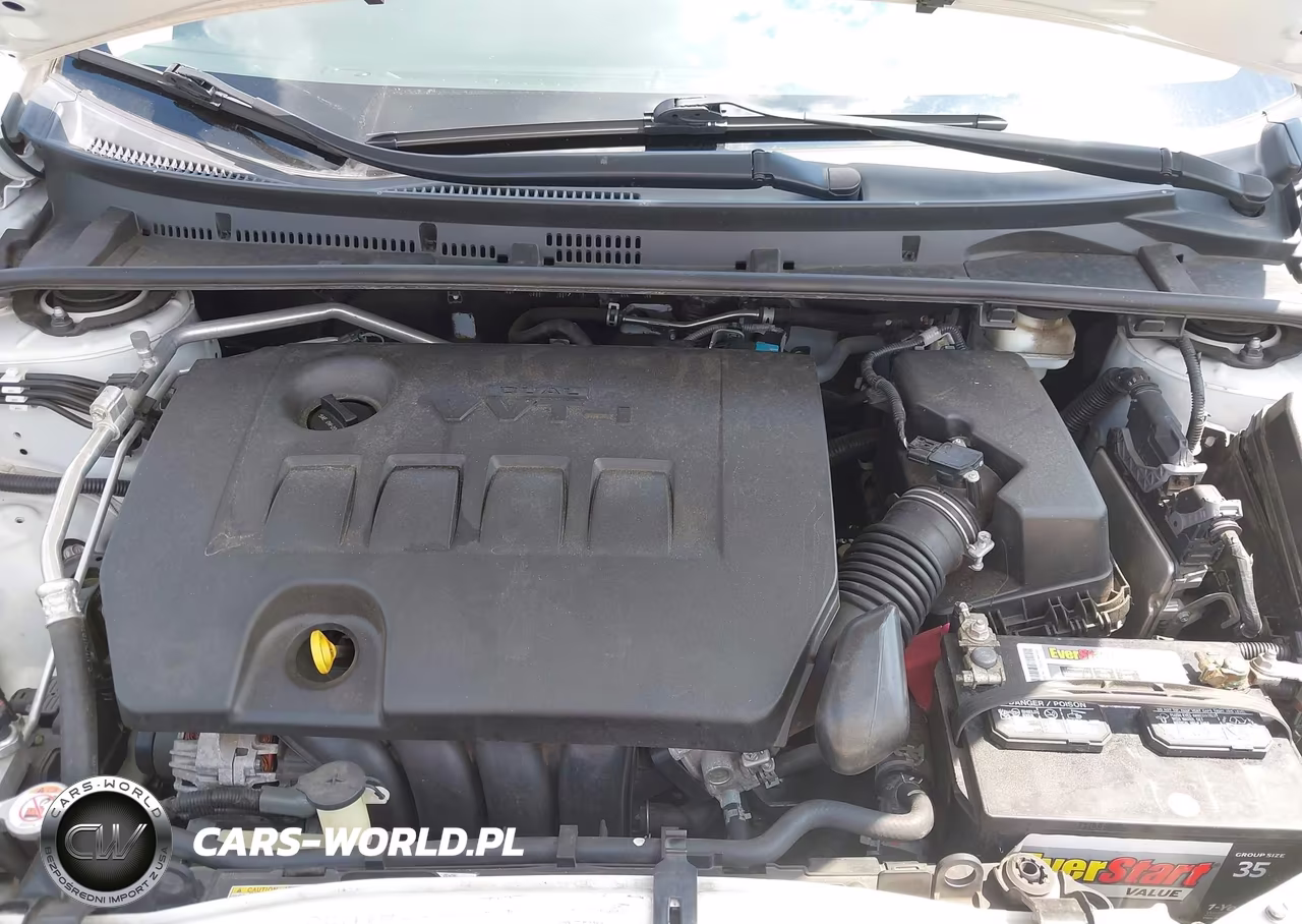 2018 Toyota Corolla Le VIN:2T1BURHE0JC057064 - 10