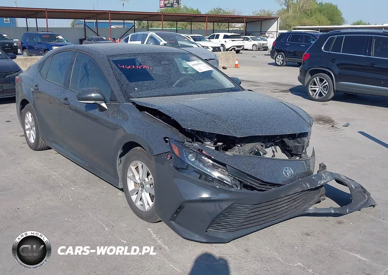 2025 Toyota Camry Le VIN:4T1DAACK0SU645840 - 1