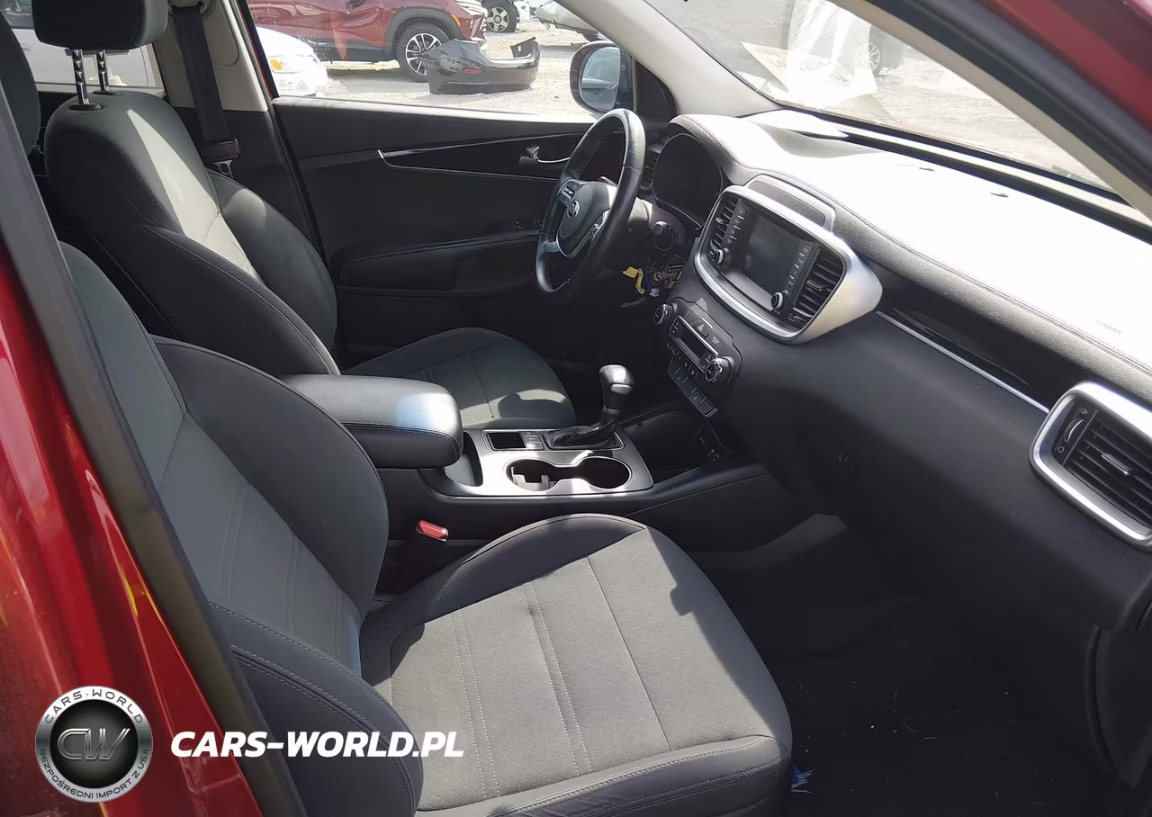 2019 Kia Sorento 3.3L S VIN:5XYPGDA52KG583194 - 5