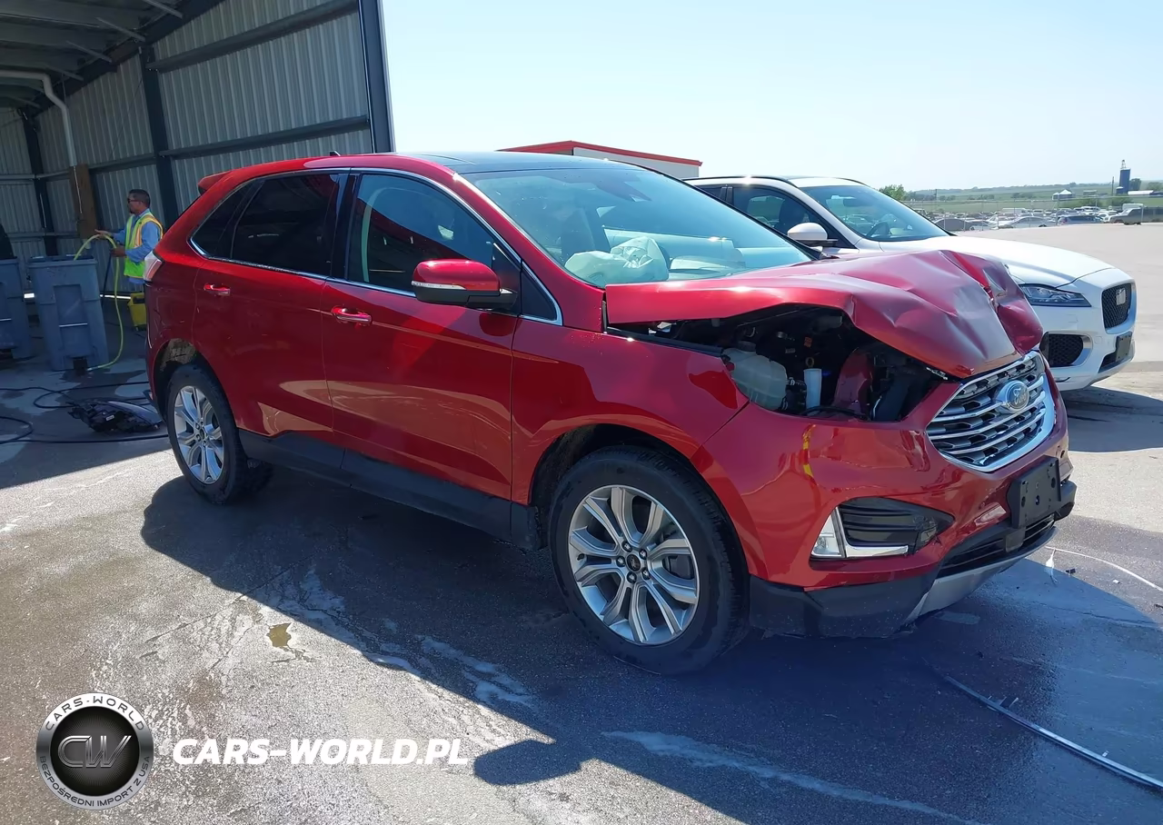 2024 Ford Edge Titanium