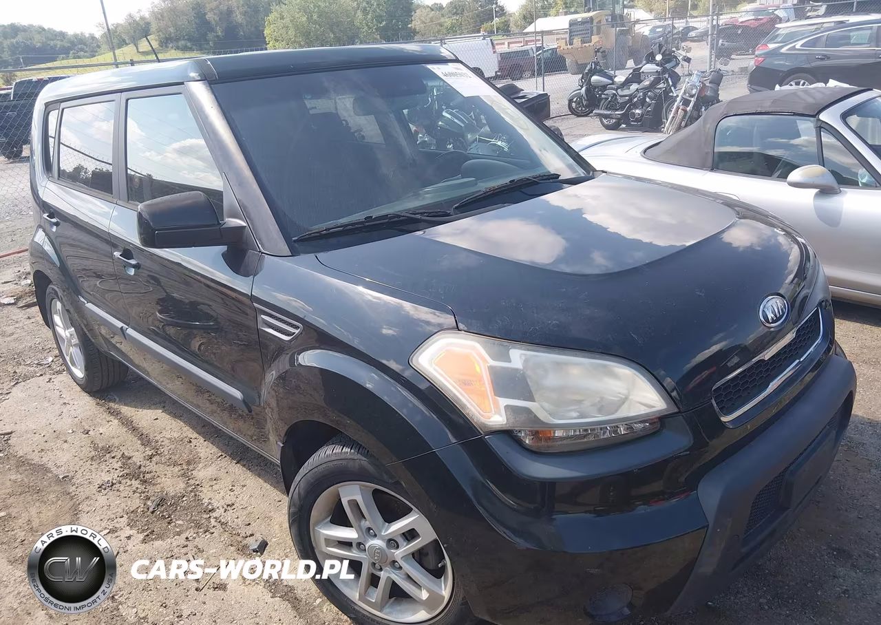 2011 Kia Soul +