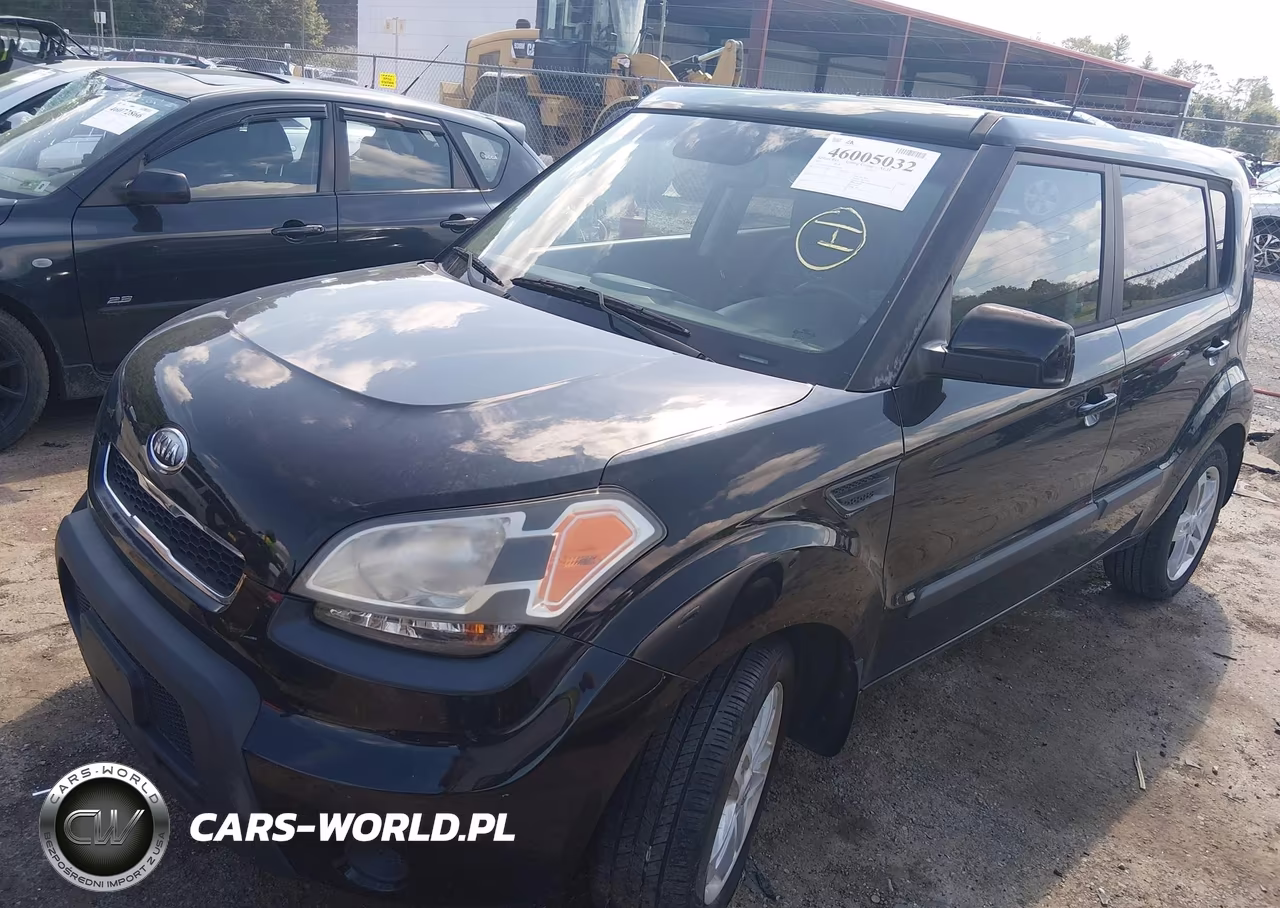 2011 Kia Soul + VIN:KNDJT2A23B7711290 - 2