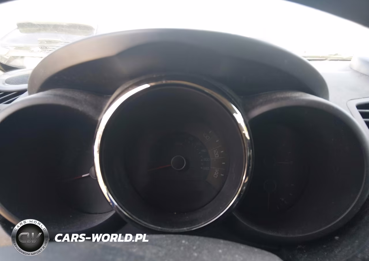 2011 Kia Soul + VIN:KNDJT2A23B7711290 - 7