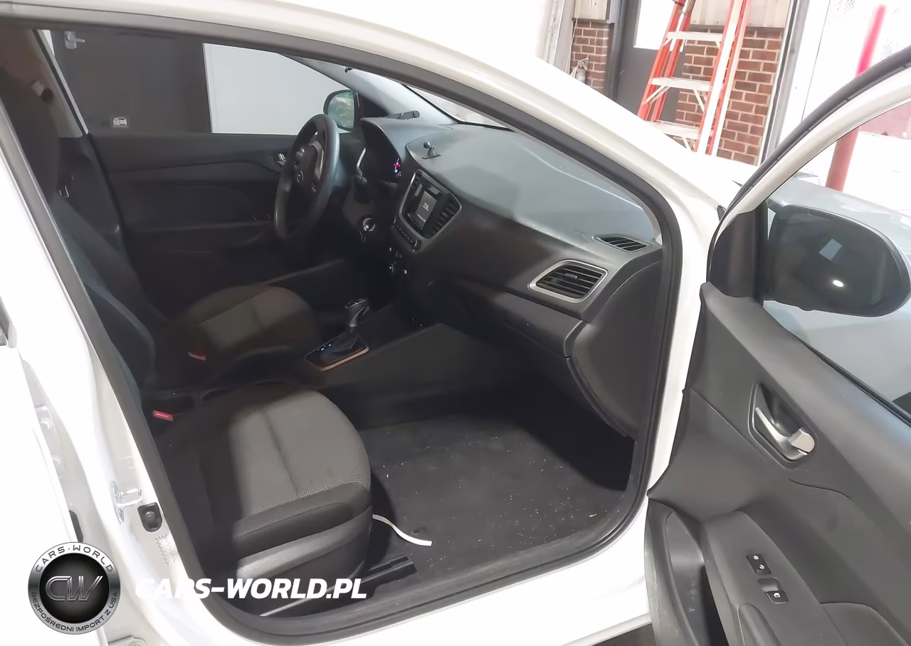 2019 Hyundai Accent Se VIN:3KPC24A35KE080798 - 5