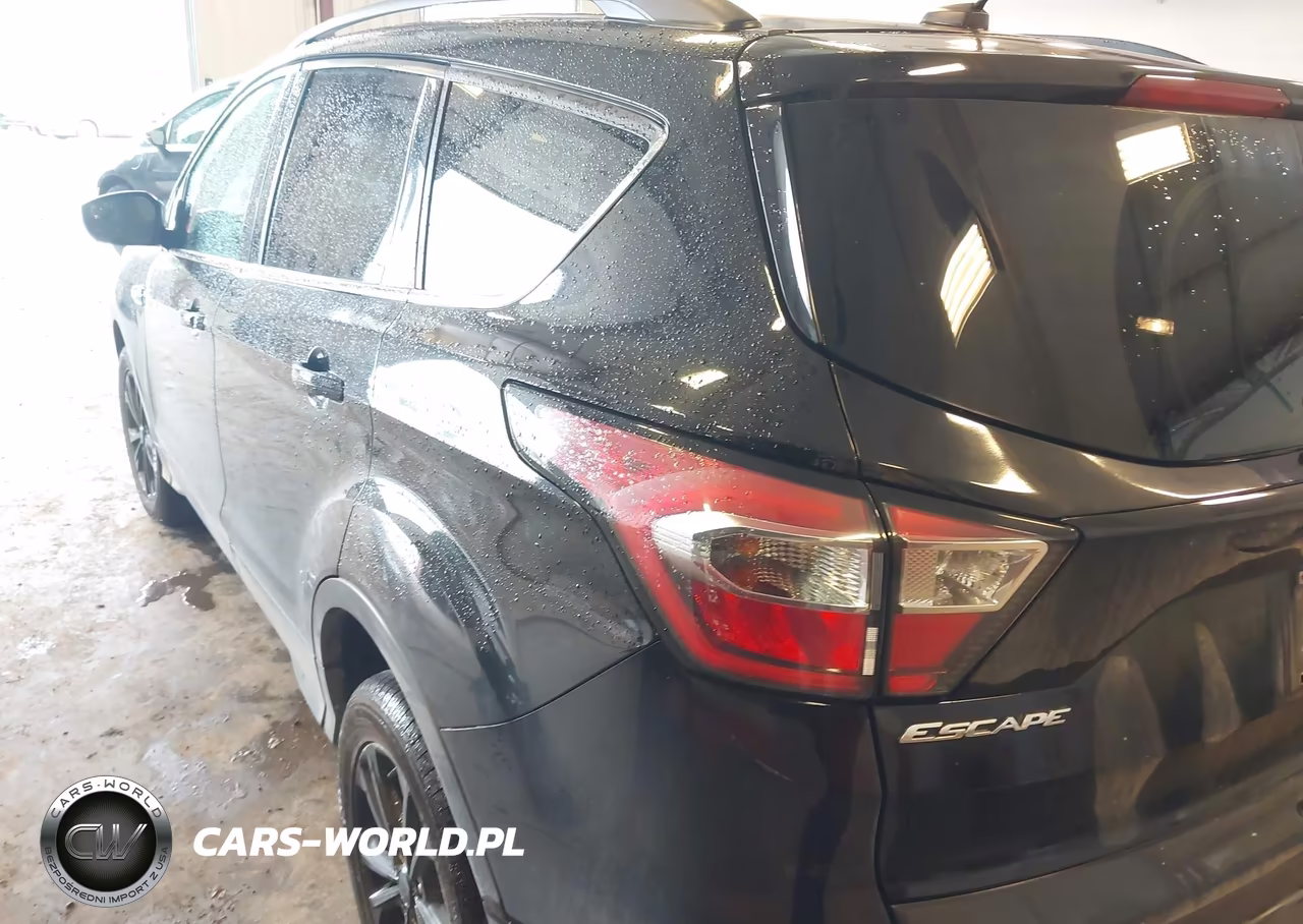 2018 Ford Escape Se VIN:1FMCU9GD1JUA12551 - 3
