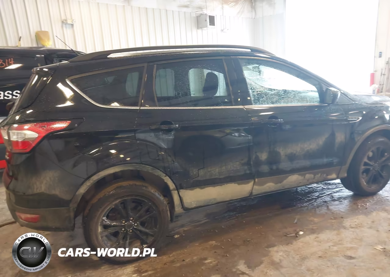 2018 Ford Escape Se VIN:1FMCU9GD1JUA12551 - 4