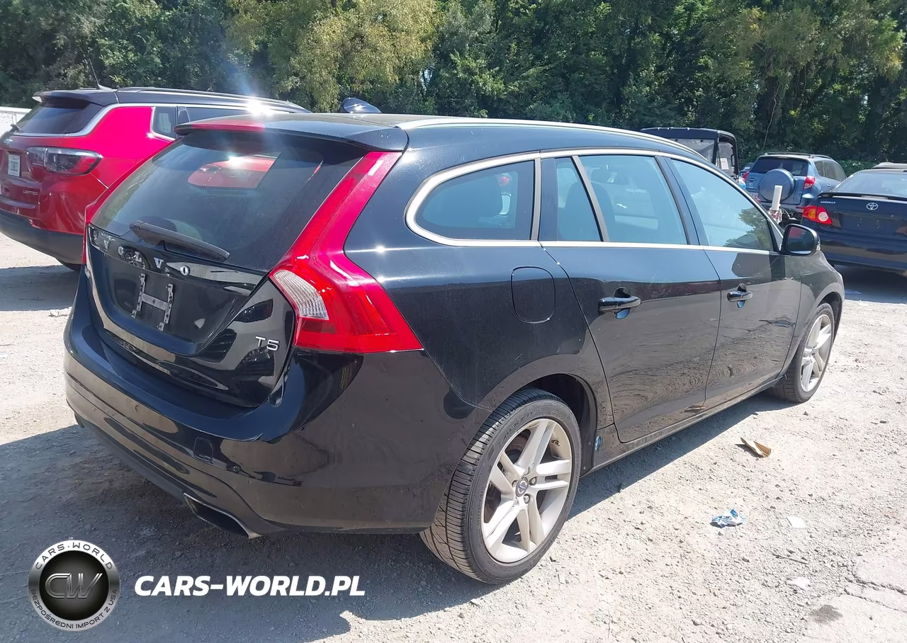 2015 Volvo V60 T5 Premier VIN:YV140MEB7F1207680 - 4