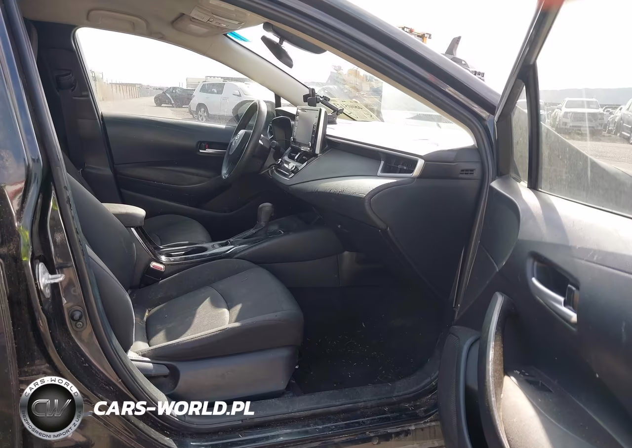 2020 Toyota Corolla Le VIN:JTDEPRAE4LJ104277 - 5