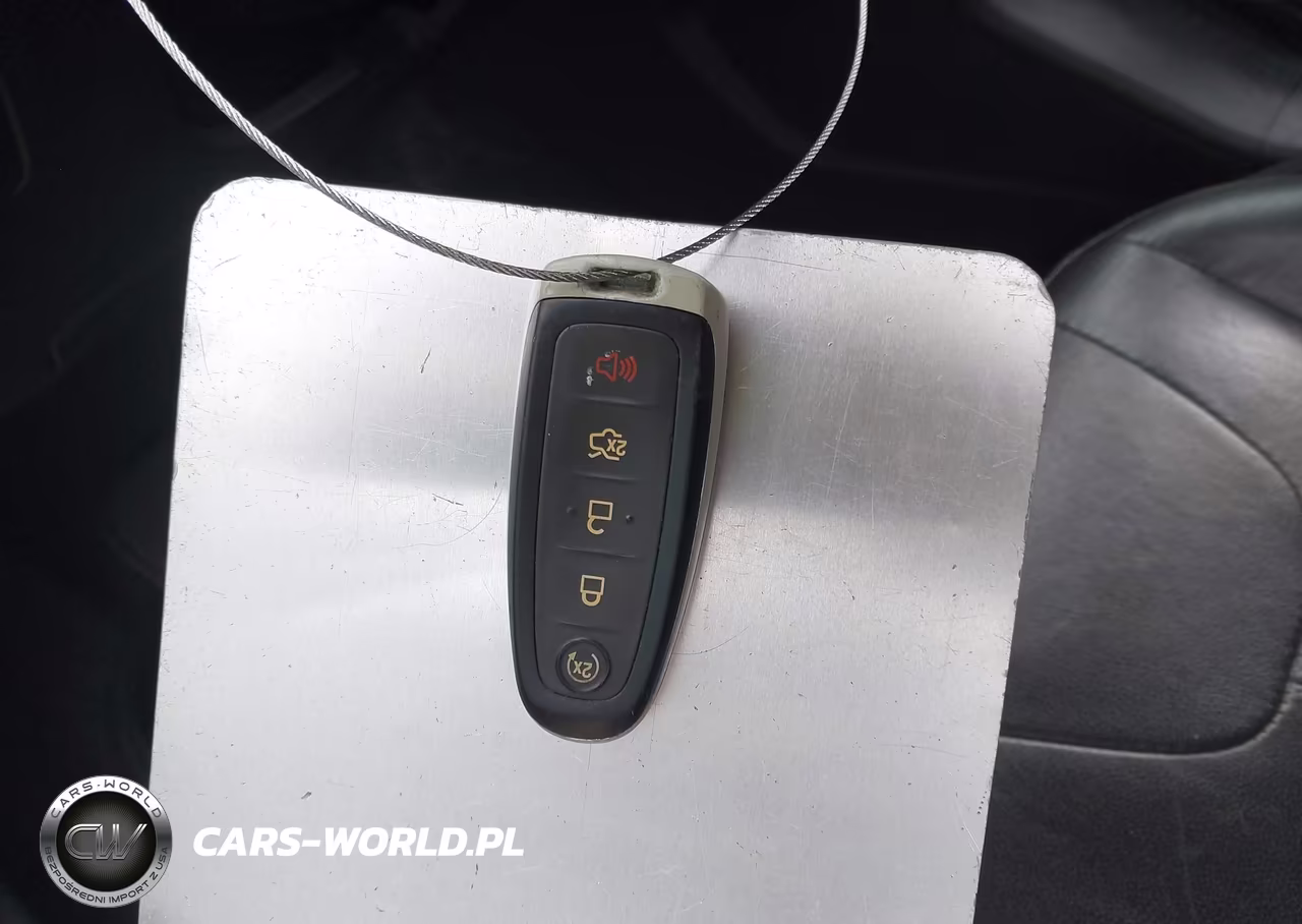 2013 Ford Focus Titanium VIN:1FADP3J25DL311707 - 11