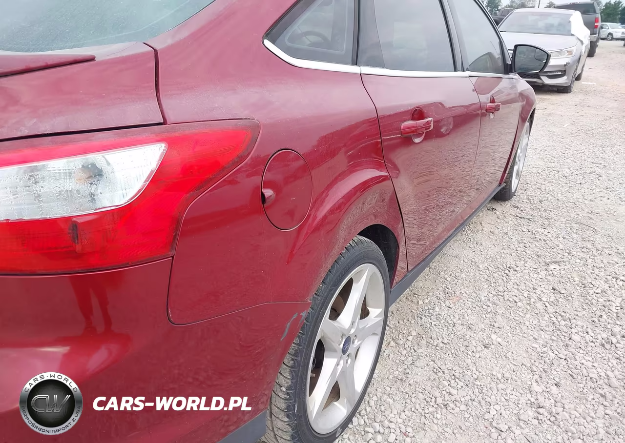 2013 Ford Focus Titanium VIN:1FADP3J25DL311707 - 6