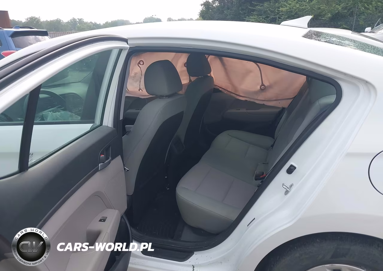 2017 Hyundai Elantra Se VIN:5NPD74LF1HH065460 - 8