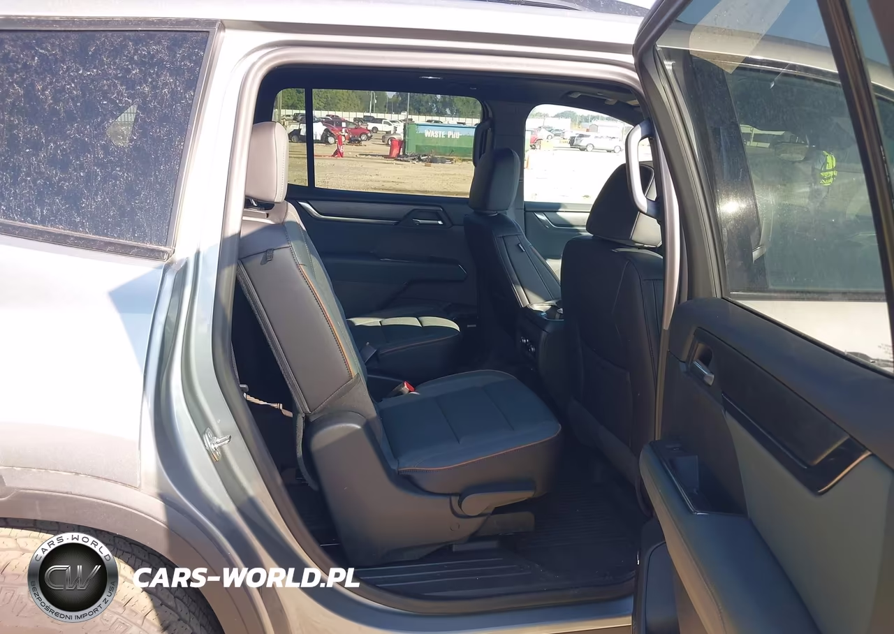 2025 GMC Acadia Awd At4 VIN:1GKENPRS1SJ252636 - 8
