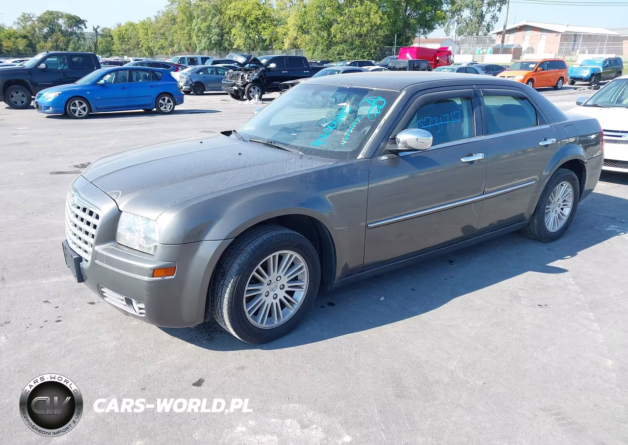 2010 Chrysler 300 Touring VIN:2C3CA4CD7AH206739 - 2