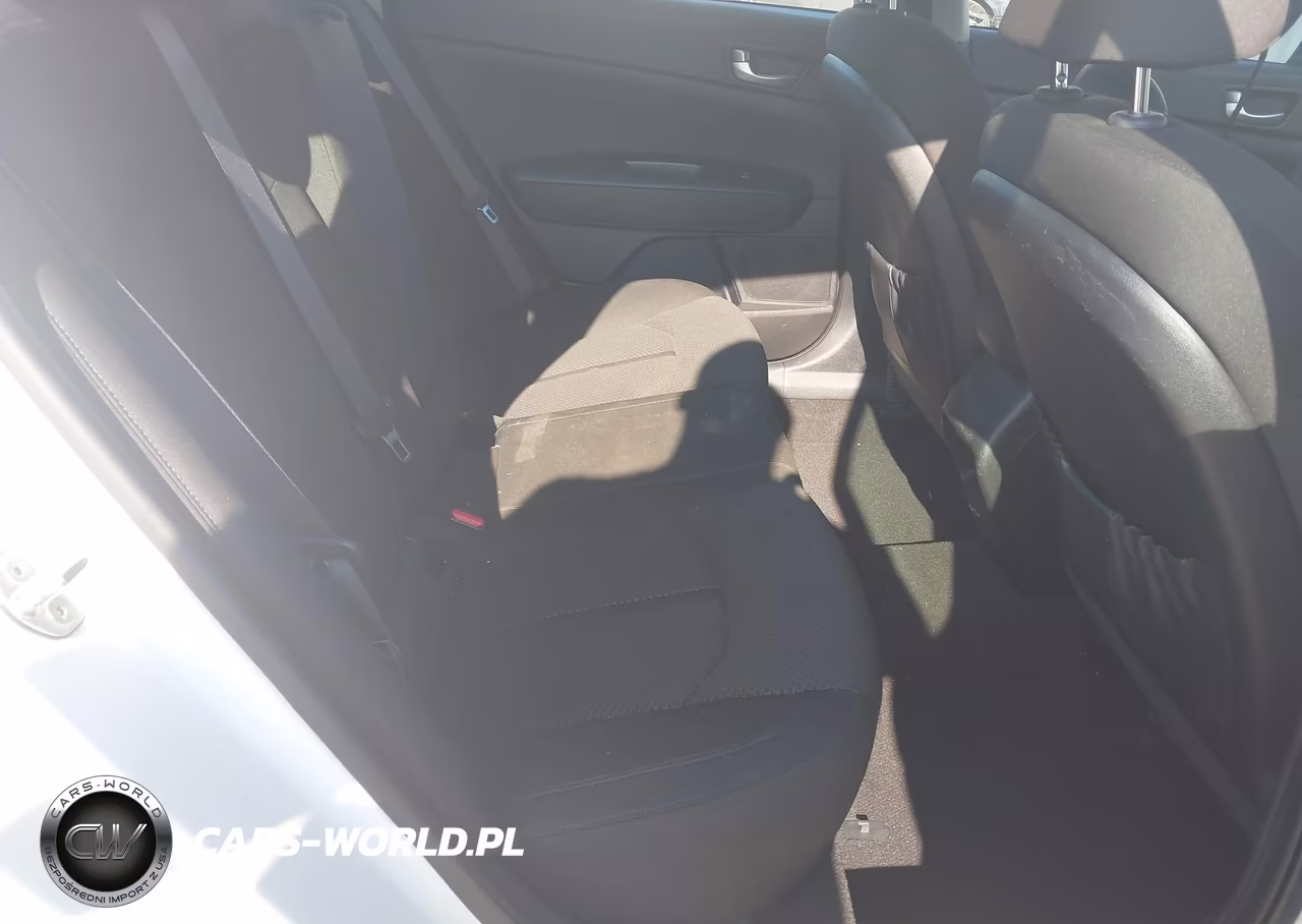 2016 Kia Optima Lx VIN:KNAGT4L30G5081580 - 8