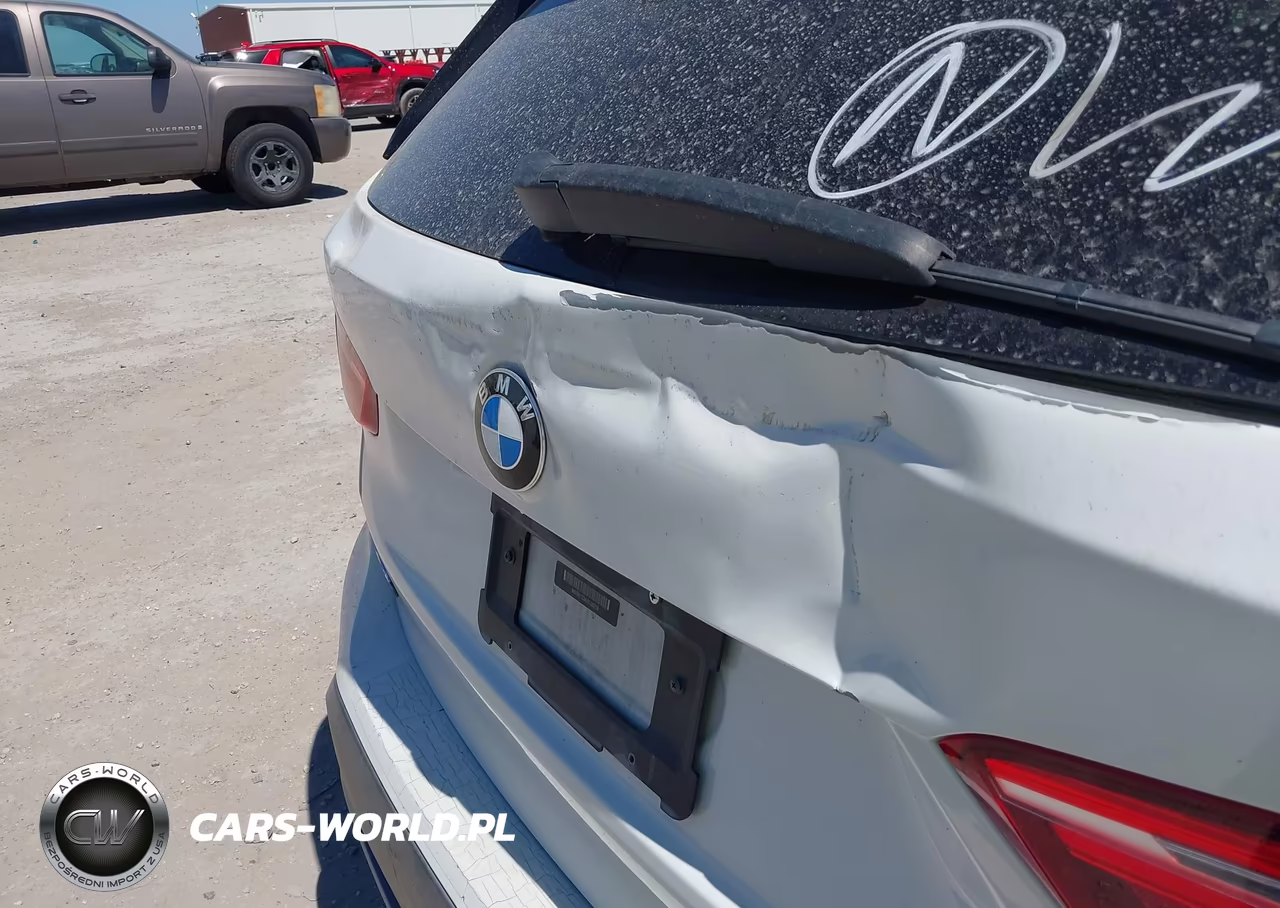 2018 BMW X1 Sdrive28I VIN:WBXHU7C34J5L06258 - 12