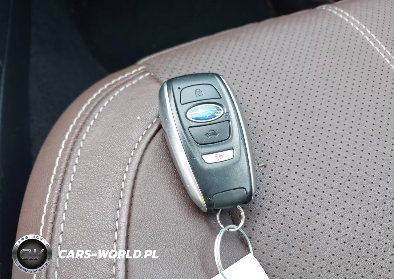 2018 Subaru Forester 2.5I Touring VIN:JF2SJAWC0JH547674 - 11