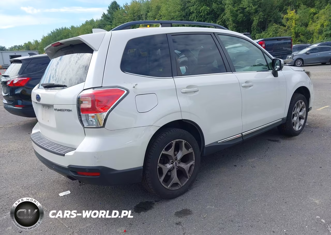 2018 Subaru Forester 2.5I Touring VIN:JF2SJAWC0JH547674 - 4