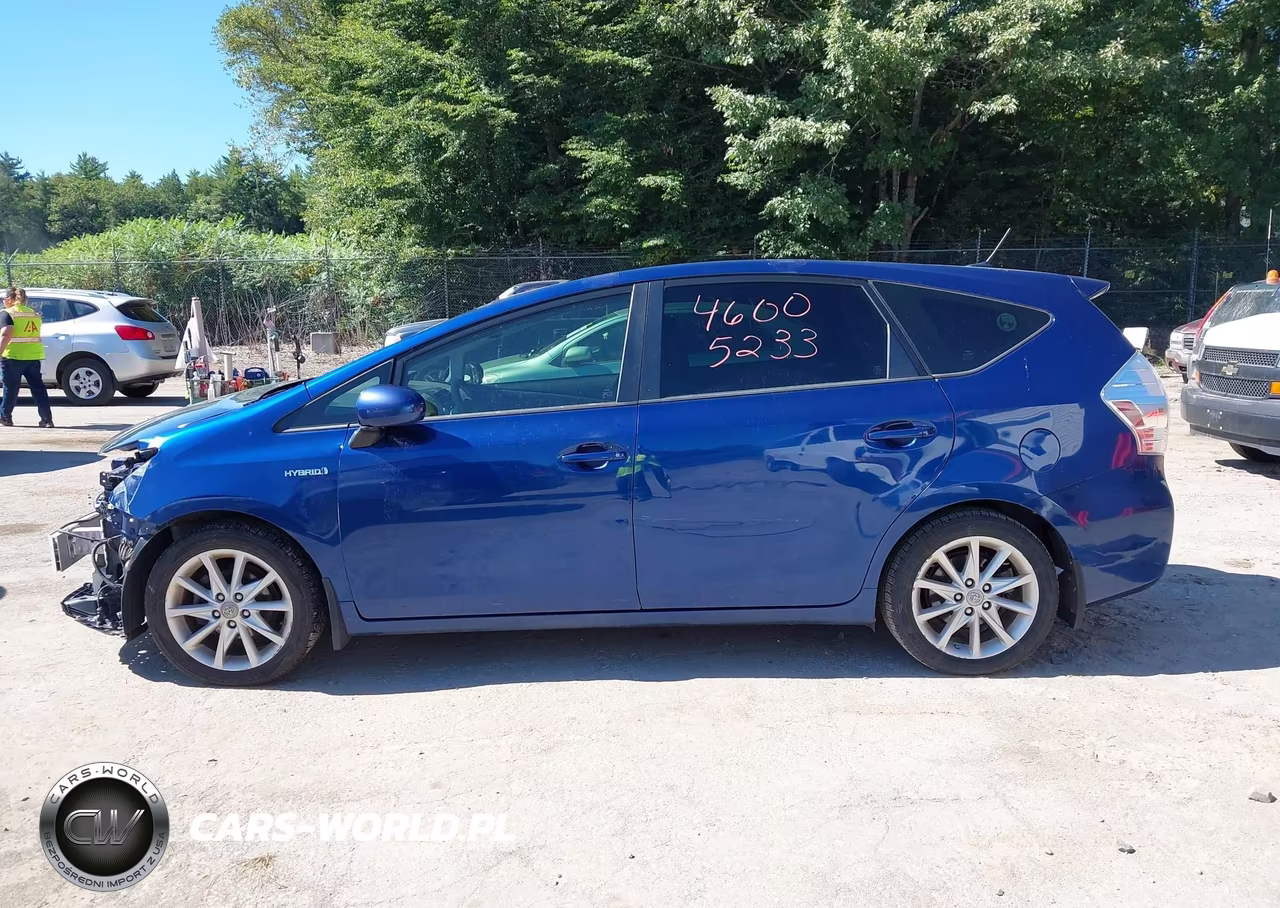 2012 Toyota Prius V Five VIN:JTDZN3EU1C3076691 - 15