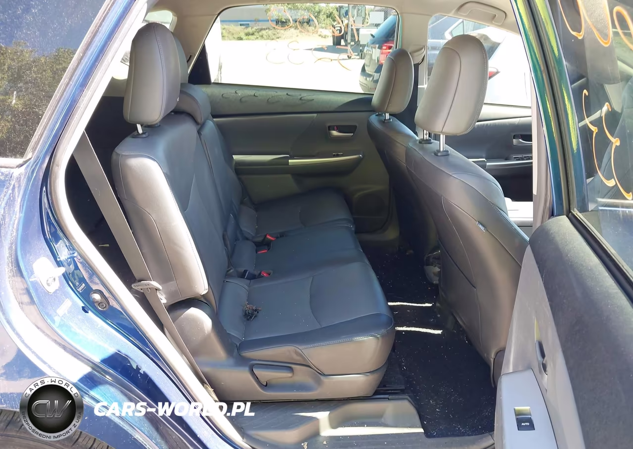 2012 Toyota Prius V Five VIN:JTDZN3EU1C3076691 - 8