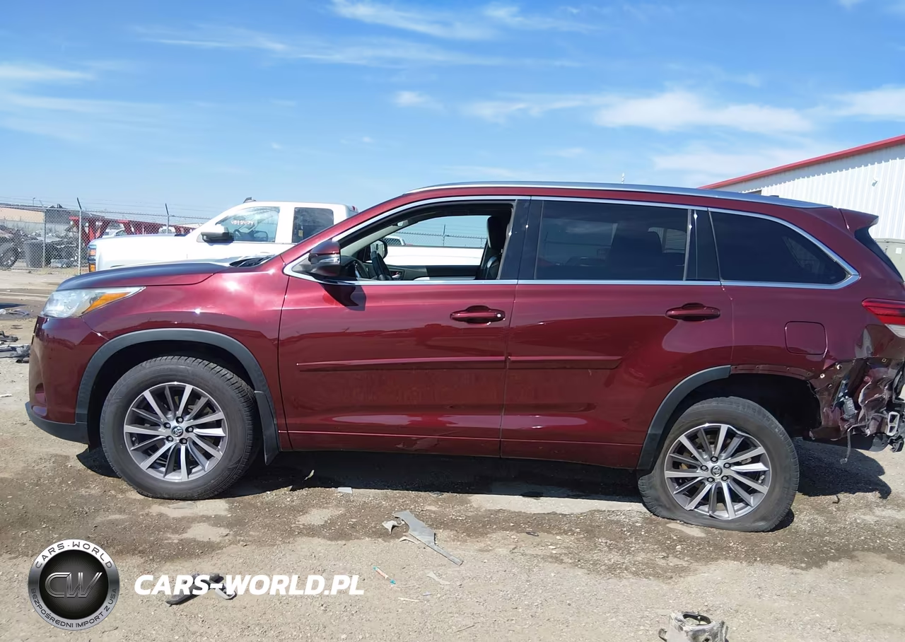 2017 Toyota Highlander Xle VIN:5TDJZRFH6HS413903 - 14