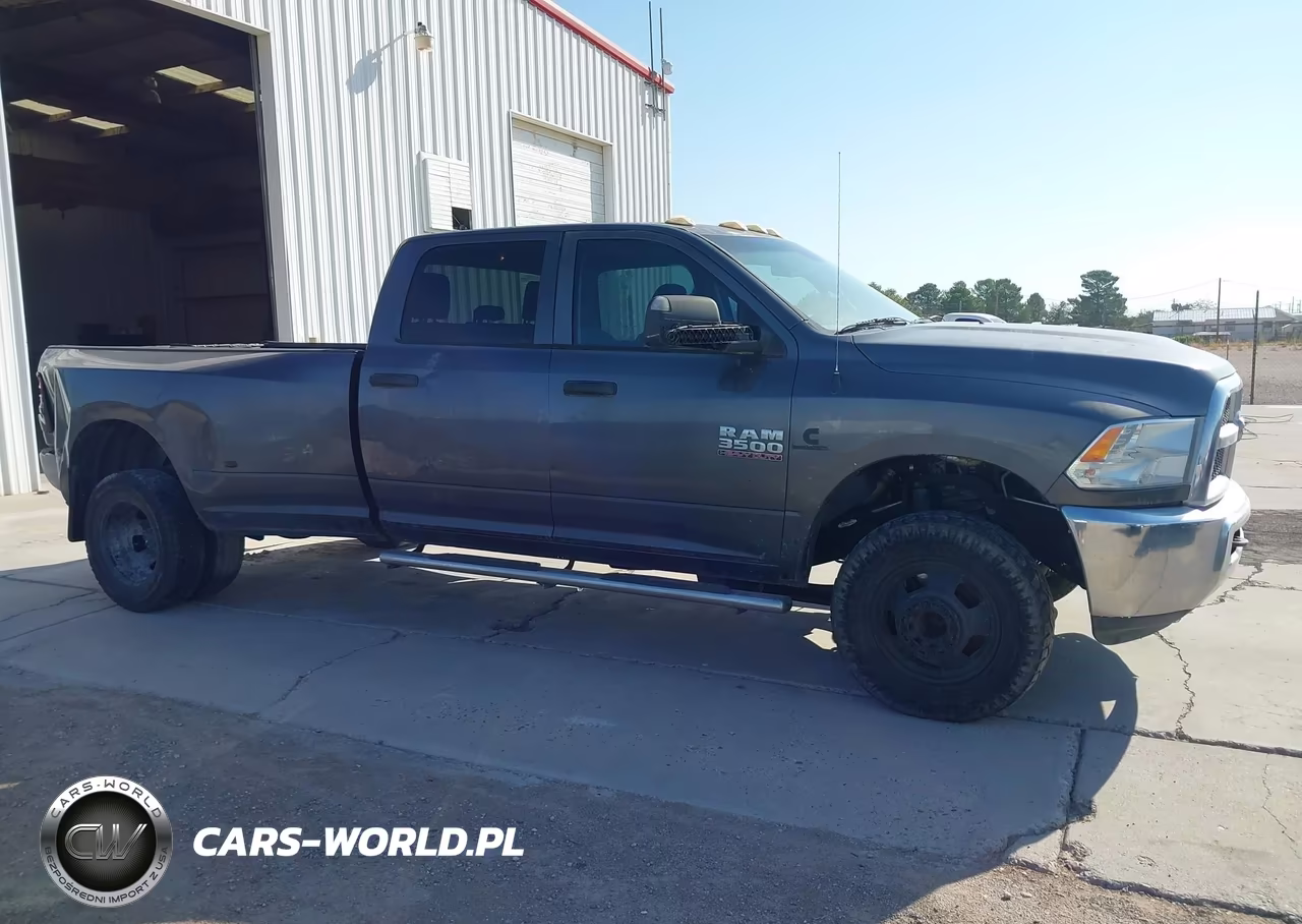 2015 Ram 3500 Tradesman VIN:3C63RRGL5FG613203 - 13