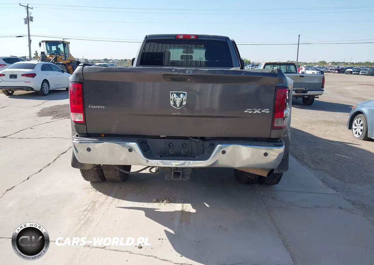 2015 Ram 3500 Tradesman VIN:3C63RRGL5FG613203 - 15