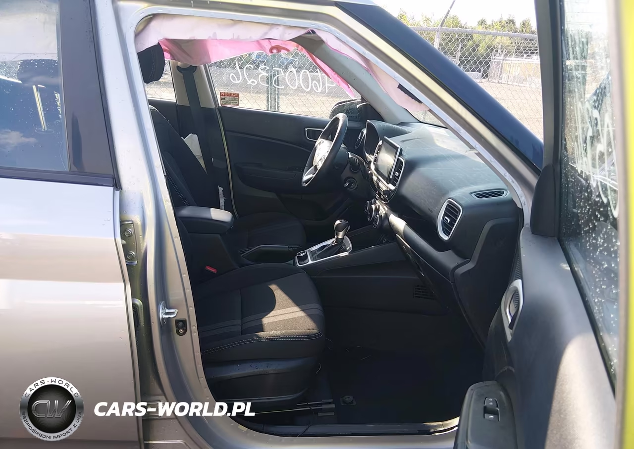 2023 Hyundai Venue Sel VIN:KMHRC8A30PU231257 - 5