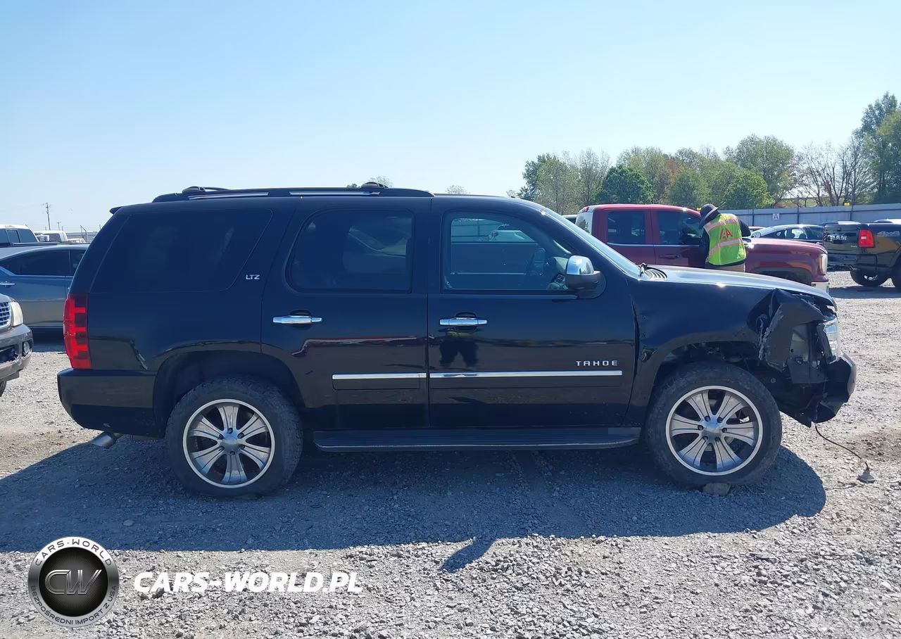 2012 Chevrolet Tahoe Ltz VIN:1GNSCCE06CR223032 - 14