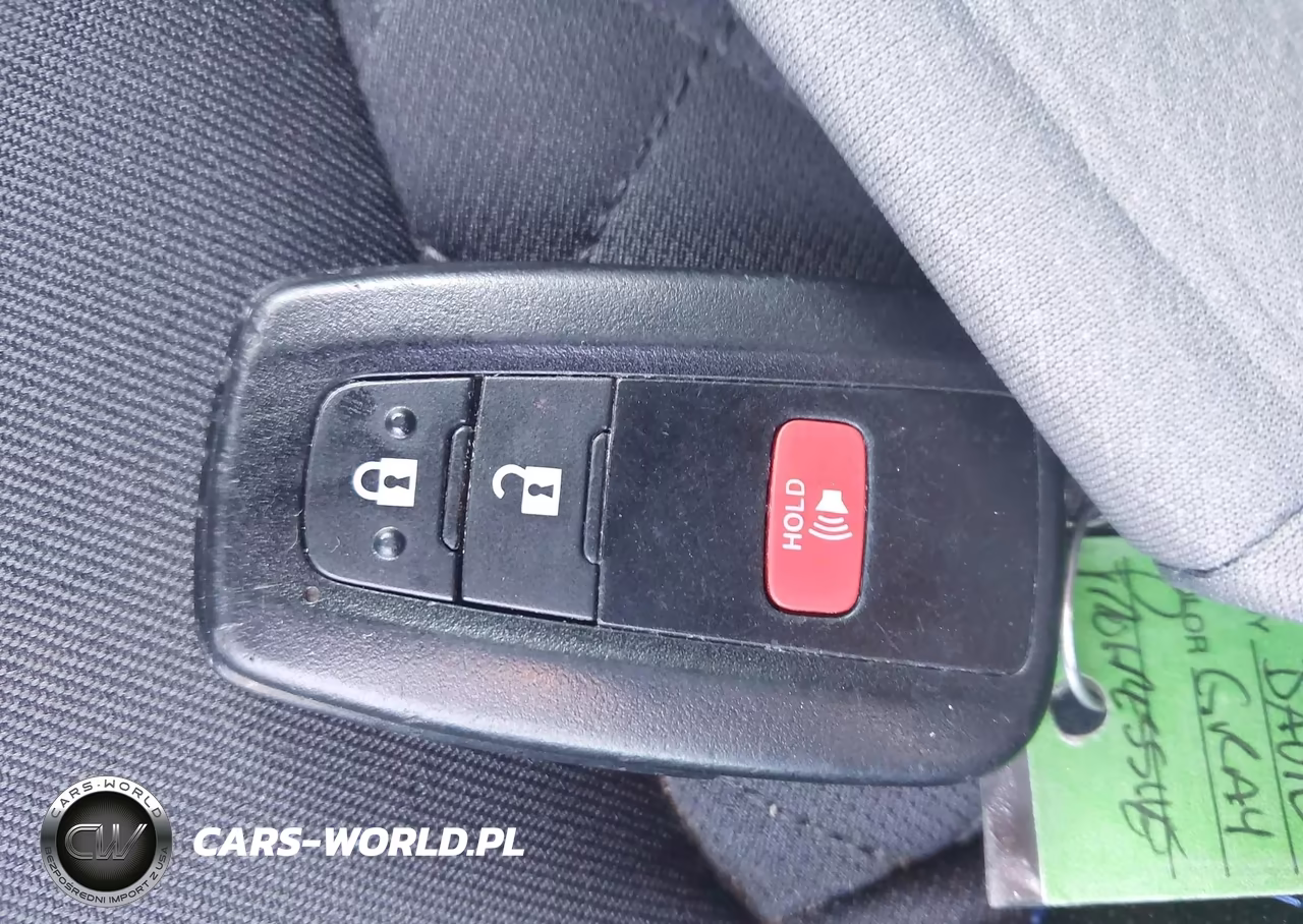 2021 Toyota C-Hr Xle VIN:NMTKHMBX9MR131108 - 11