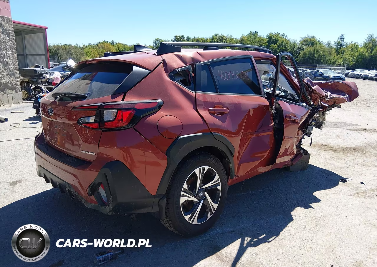 2024 Subaru Crosstrek Premium VIN:JF2GUADCXRH900370 - 4