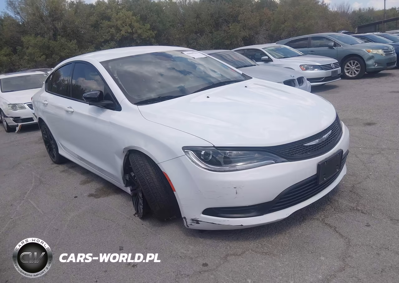 2017 Chrysler 200 Touring – zdjęcie 1 z 17