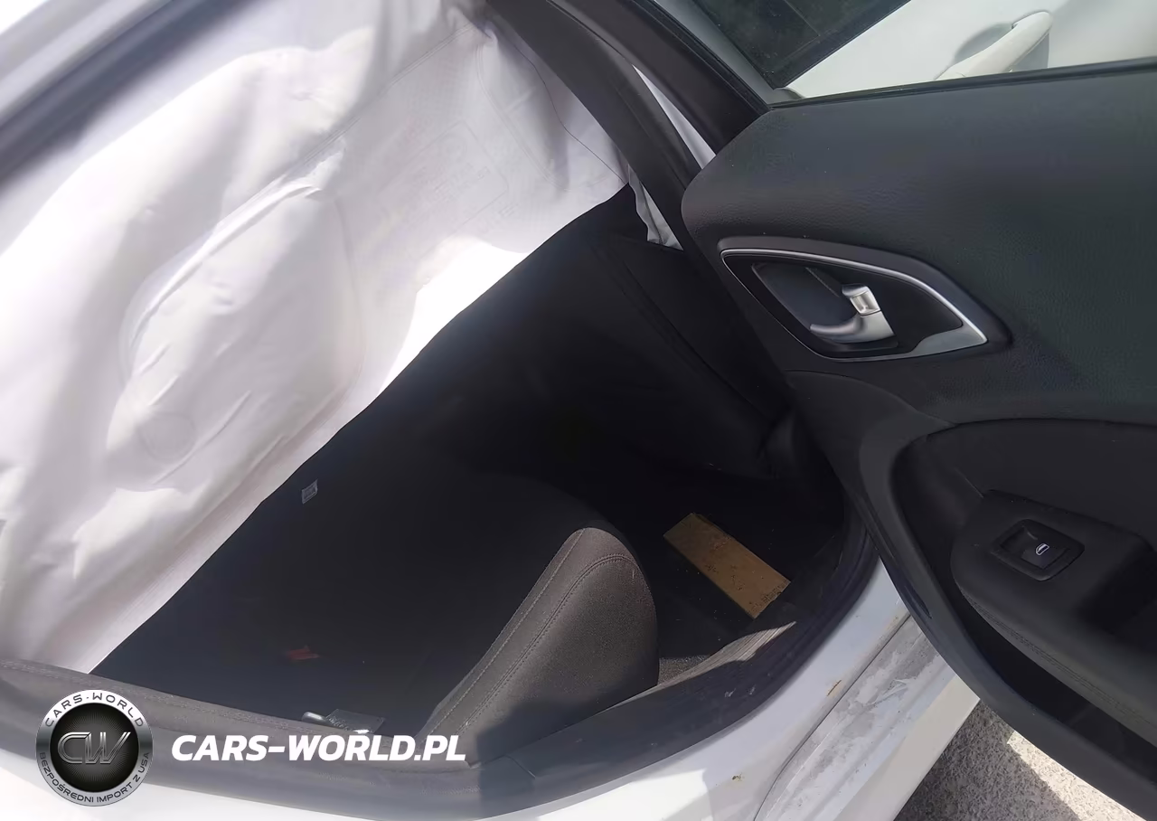 2017 Chrysler 200 Touring VIN:1C3CCCFB6HN507146 - 8