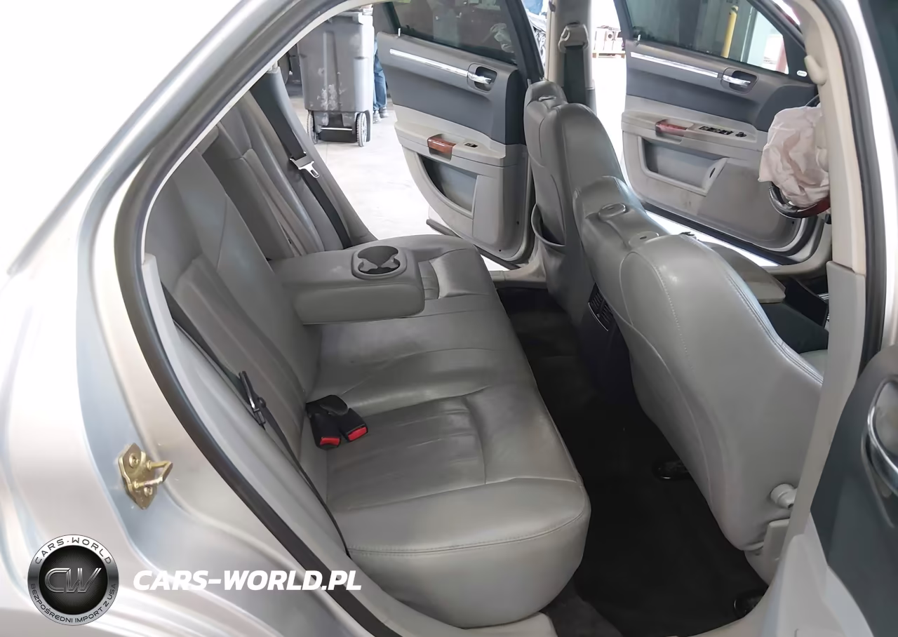 2006 Chrysler 300C VIN:2C3KA63H96H530731 - 8