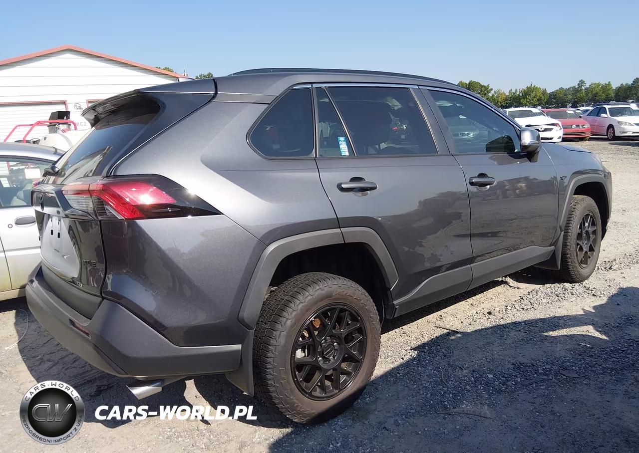 2024 Toyota Rav4 Xle VIN:2T3W1RFV1RW346131 - 4