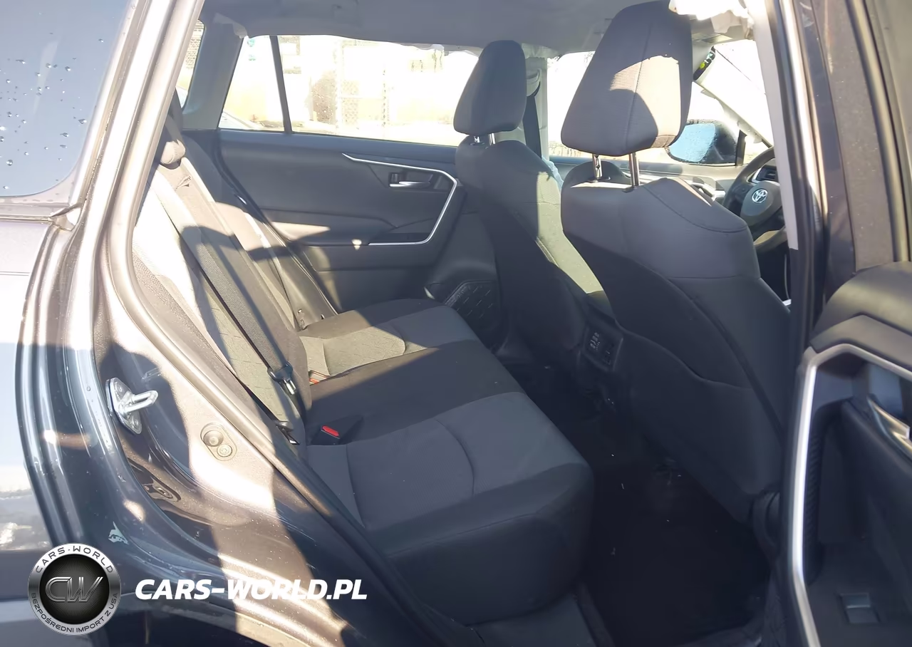 2024 Toyota Rav4 Xle VIN:2T3W1RFV1RW346131 - 8