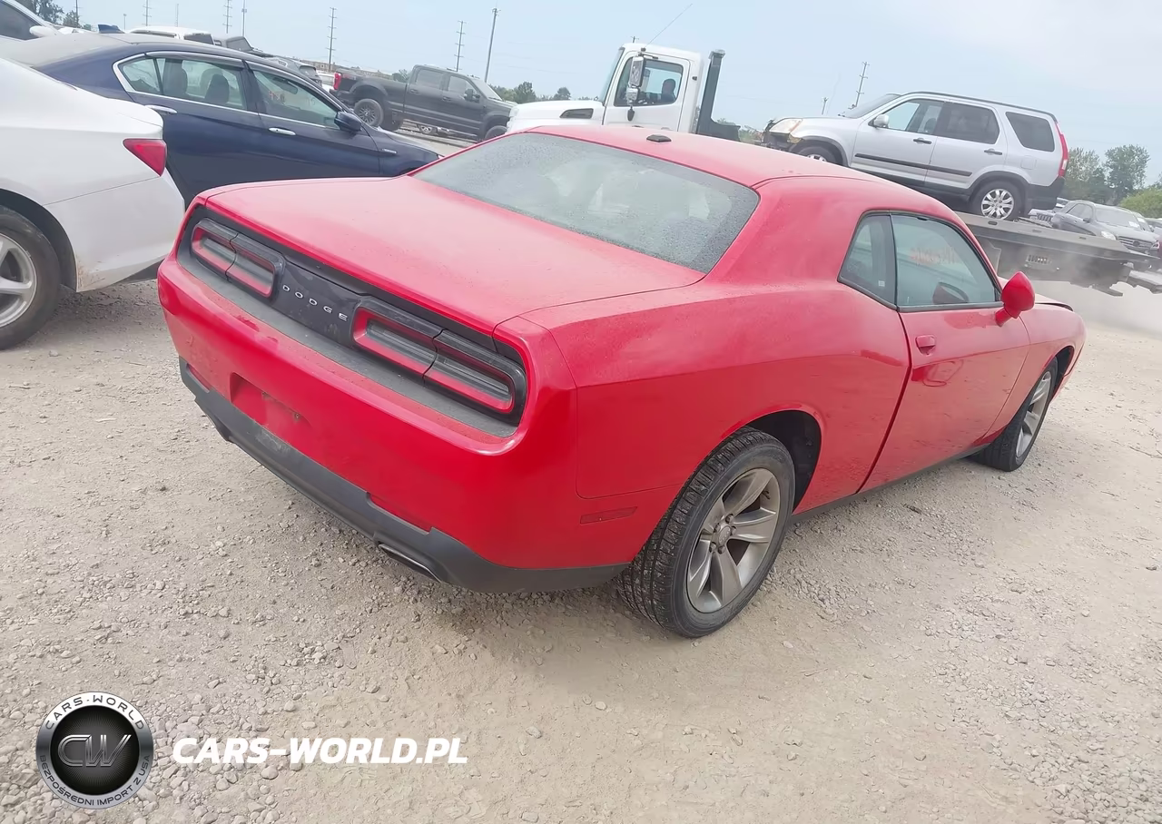 2016 Dodge Challenger Sxt VIN:2C3CDZAG0GH184402 - 4